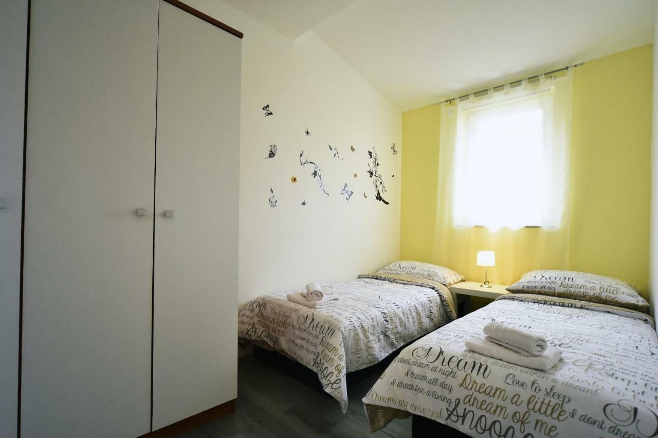 Apartments Trampi Marinici  Kültér fotó